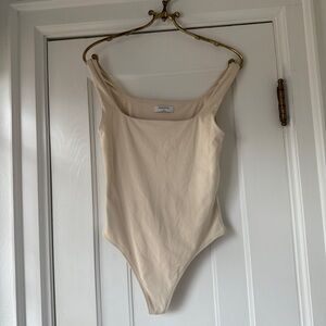 ARITZIA Babaton bodysuit